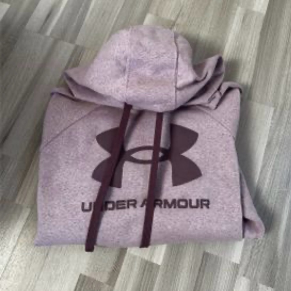 UNDER ARMOUR hoodie for women never worn